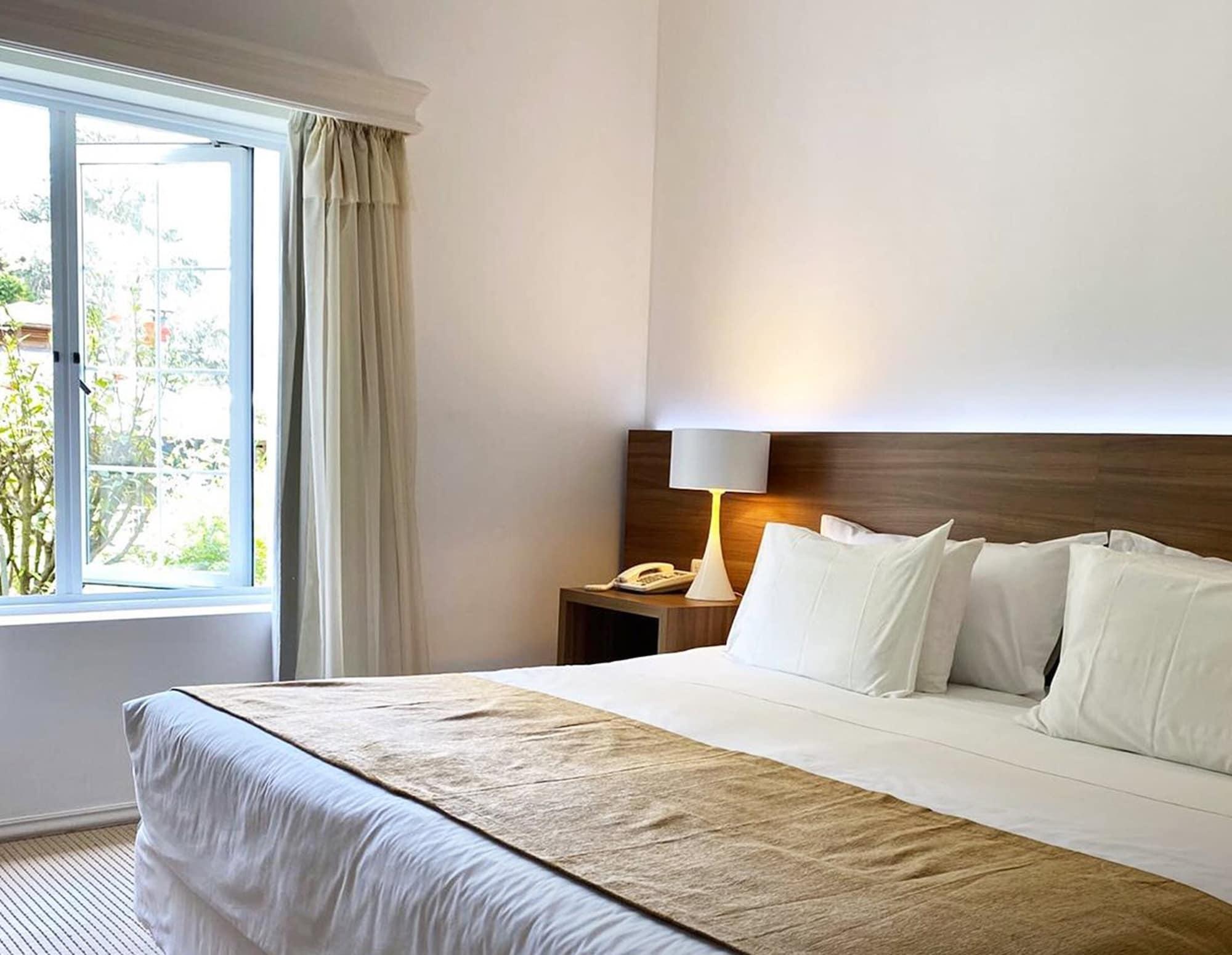 Parque Hotel Jean Clevers Punta del Este Exterior foto A bedroom at the hotel