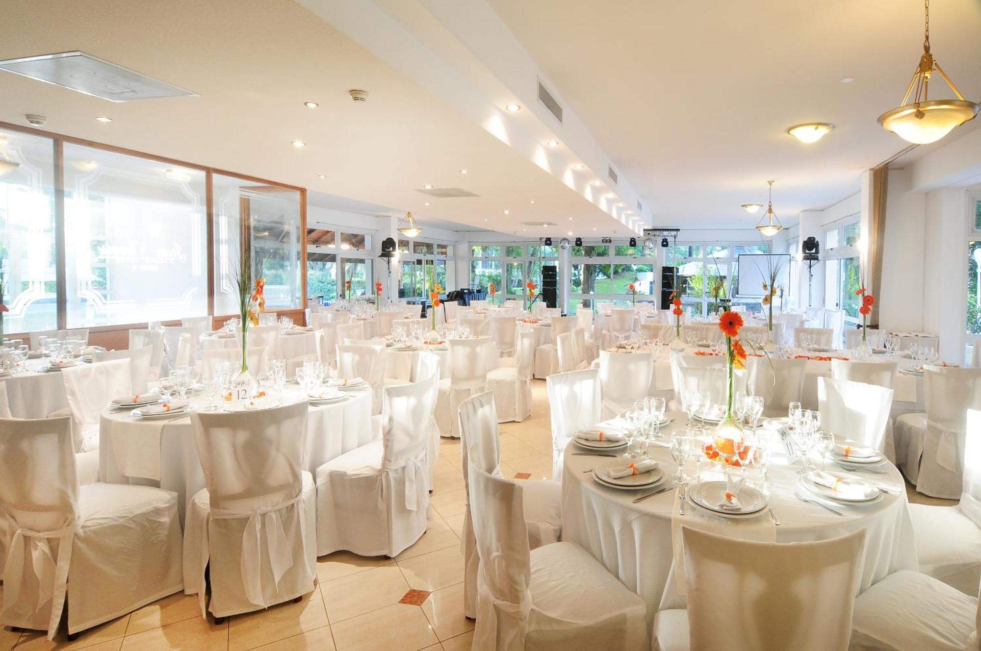 Parque Hotel Jean Clevers Punta del Este Exterior foto The interior of the restaurant